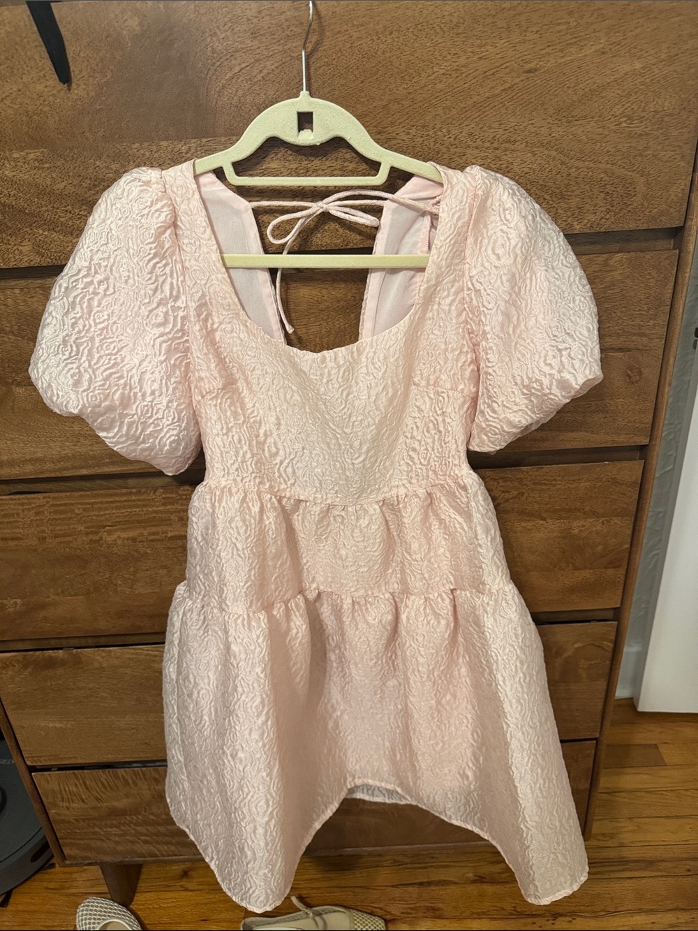 Astr Blush Pink Textured Puff Sleeve Tiered Dress